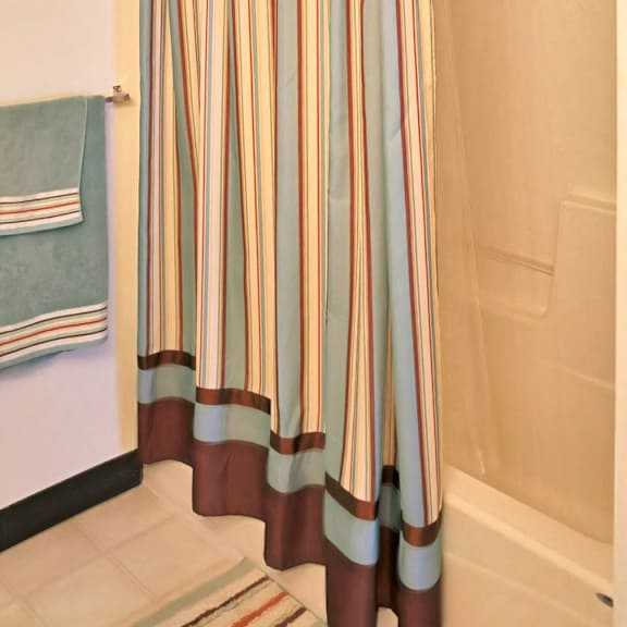 bathroom  at breckenridge estates apartments in lawrenceburg, ky