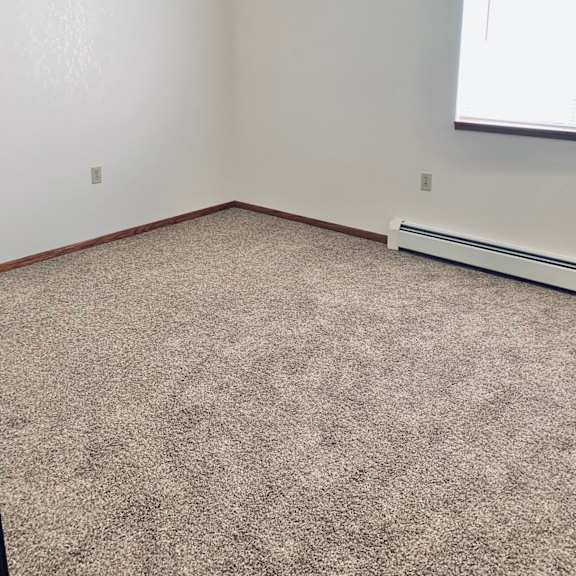 bedroom foster apartments 207 e may st gladwin, mi 48624