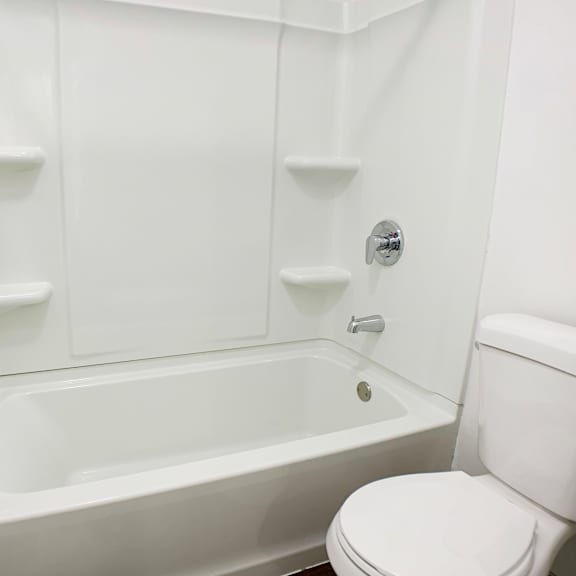 bathroom at walnut creek townhomes, cincinnati, oh