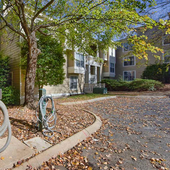 vacuum area at beacon ridge apartments, prg real estate management, greenville, 29615