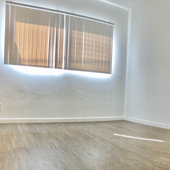 1bd/1ba 425 alexandria apt 9