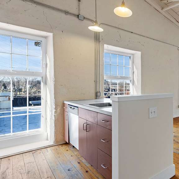 living / dining area