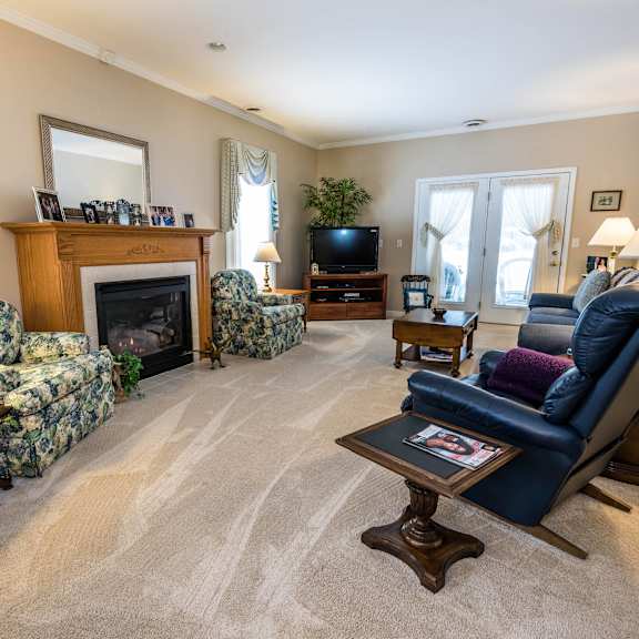 pine grove estates – living room – dining – lockport area – patio/porch - 55+ community - 24 hour emergency maintenance – ask for a tour - pet friendly