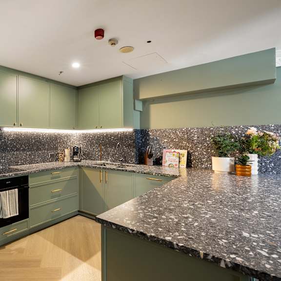 potts point communal kitchen