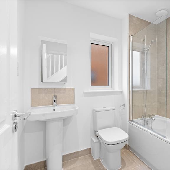 Thumbnail 10 of 19 Bathroom With Bathtub at UnionView Apartments, Dartford, KENT DA2 6GZ