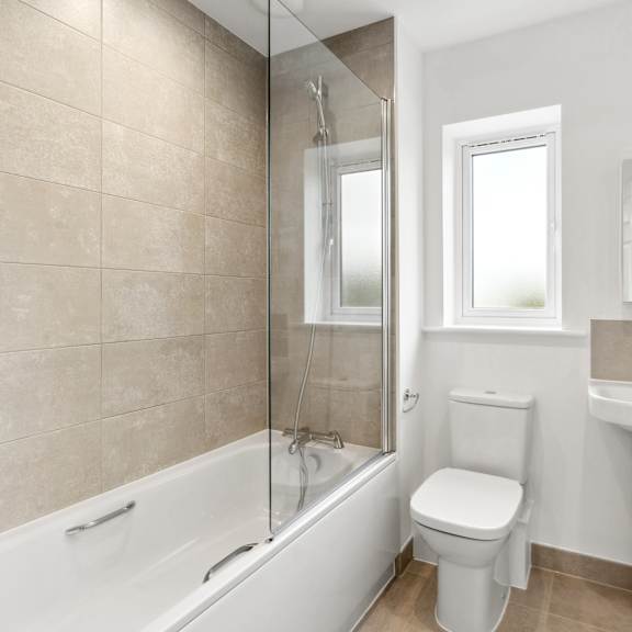 Thumbnail 9 of 12 Modern Bathroom Fittings at UnionView Apartments, Dartford DA2 6GZ