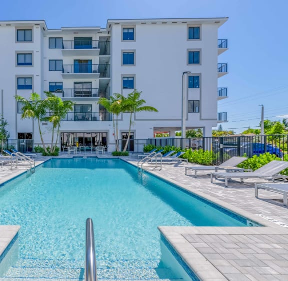 Countyline Apartments in Miami FL photo of resort-style pool