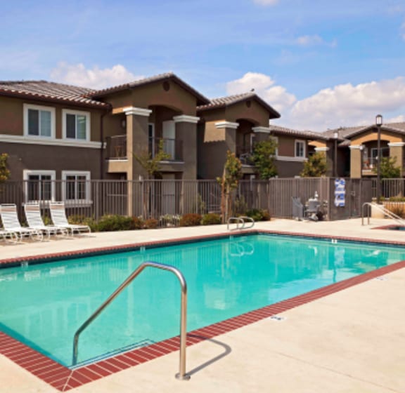 Harvard Court Affordable Apartments in Lindsay CA