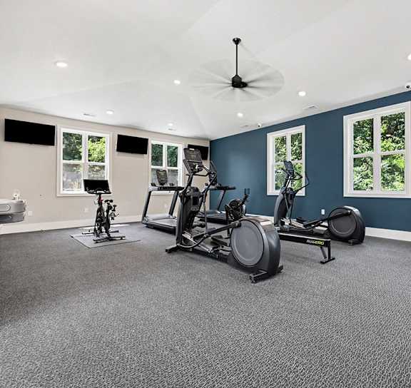 a fitness center at Byron Lakes Apartments, Byron Center