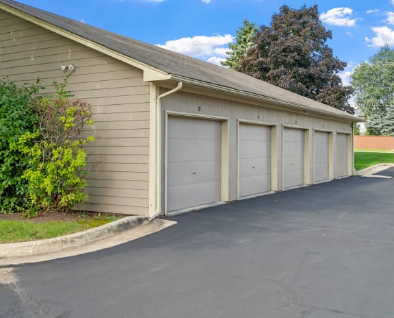 Detached Garage Spaces