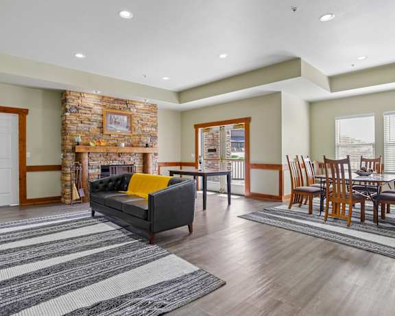 Photo Gallery Image