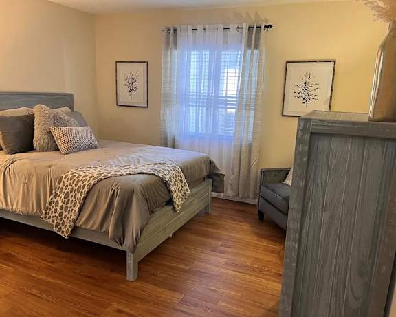 Photo Gallery Image