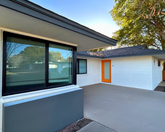 Photo Gallery Image