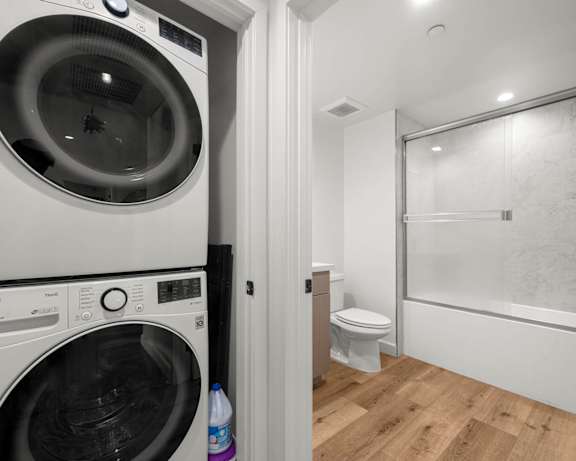 Photo Gallery Image
