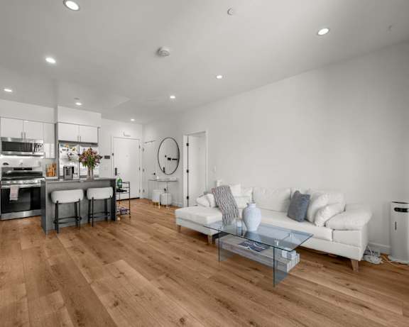 Photo Gallery Image