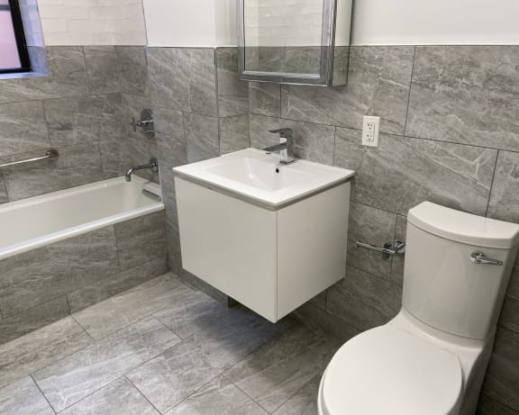 Photo Gallery Image