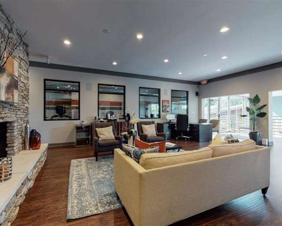 Photo Gallery Image