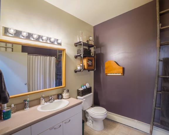 Photo Gallery Image