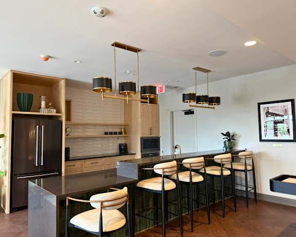 Photo Gallery Image