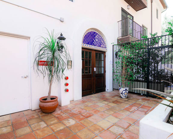 Photo Gallery Image