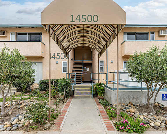 Photo Gallery Image