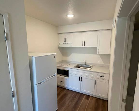 Photo Gallery Image