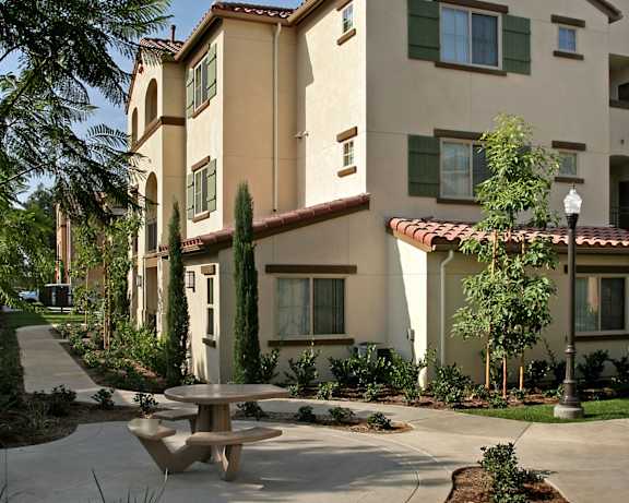 Photo Gallery Image