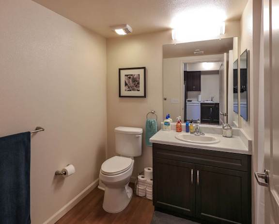 Photo Gallery Image