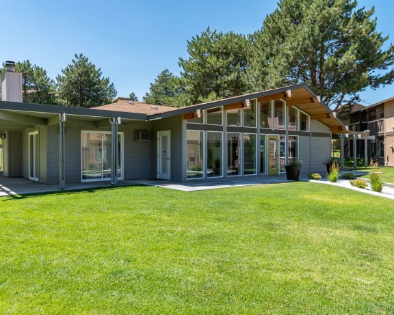 Photo Gallery Image