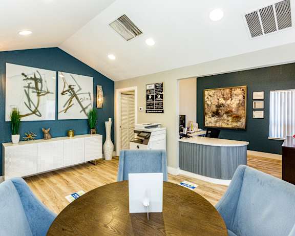 Photo Gallery Image