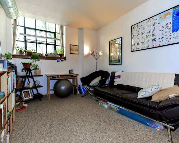 Photo Gallery Image