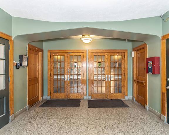 Photo Gallery Image