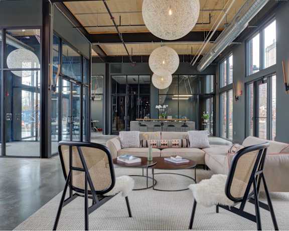 Photo Gallery Image