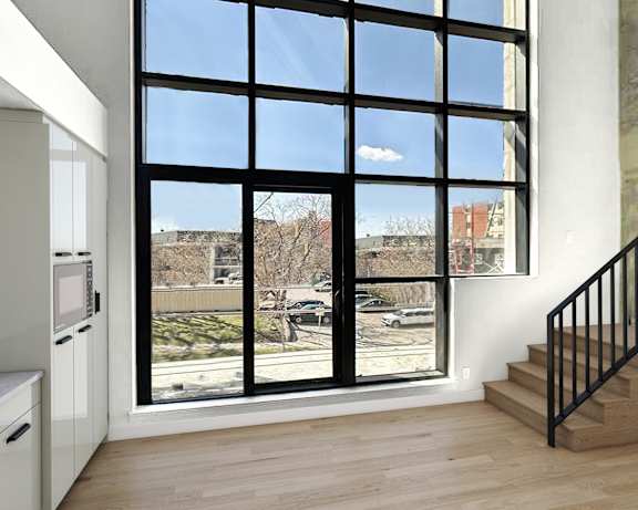 Photo Gallery Image