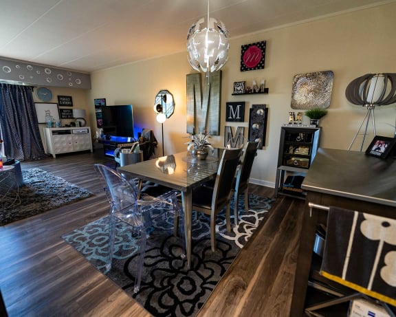 Photo Gallery Image