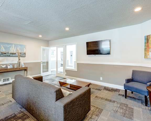 Photo Gallery Image