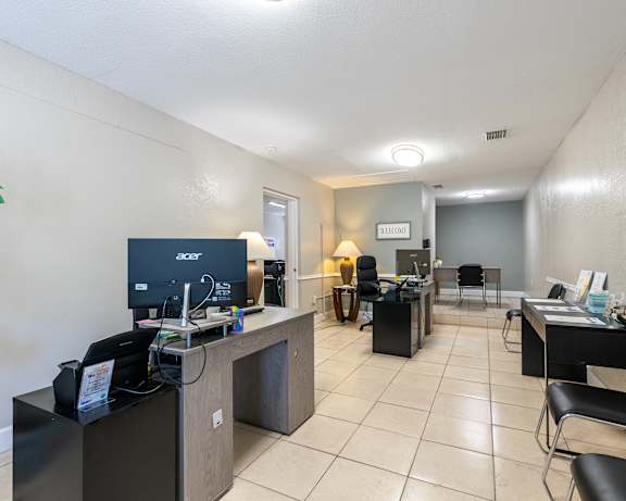 Photo Gallery Image