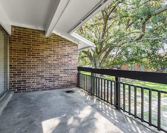 Photo Gallery Image