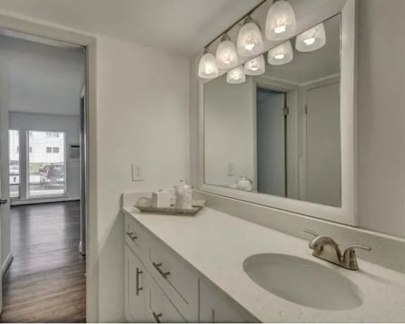 Photo Gallery Image