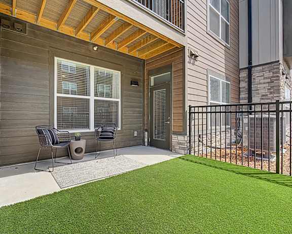 Photo Gallery Image