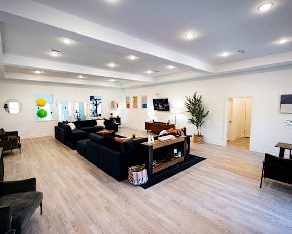 Photo Gallery Image
