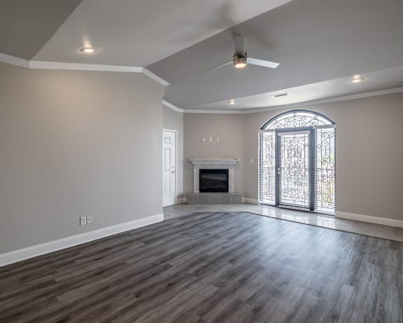 Photo Gallery Image