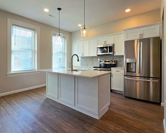 Photo Gallery Image