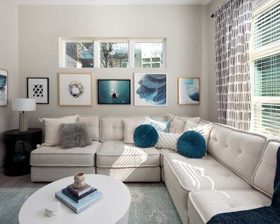 Photo Gallery Image