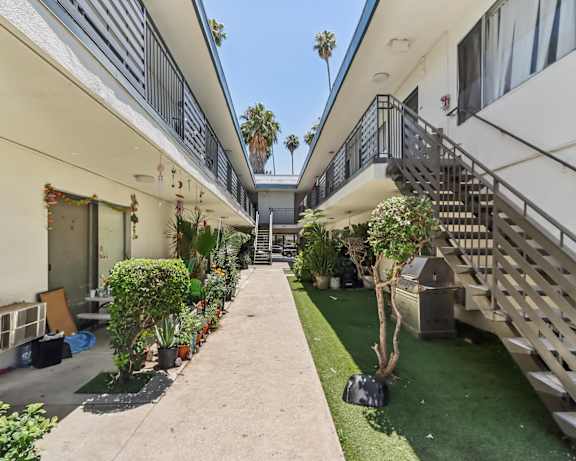 Photo Gallery Image