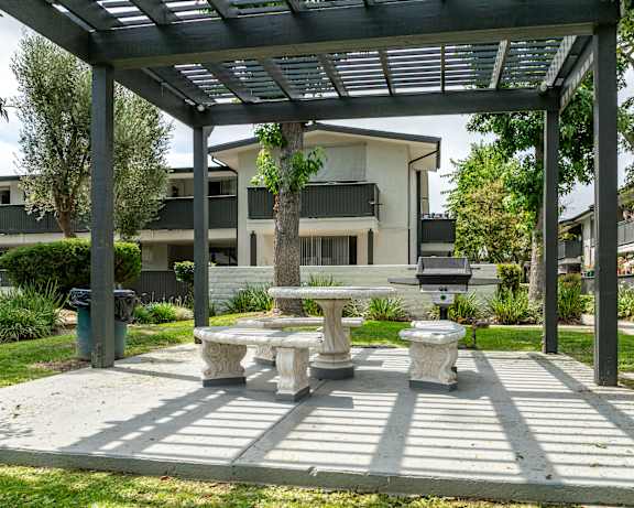 Photo Gallery Image