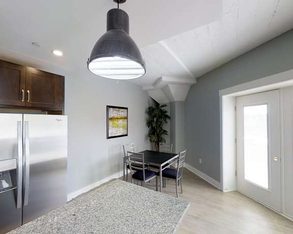 Photo Gallery Image