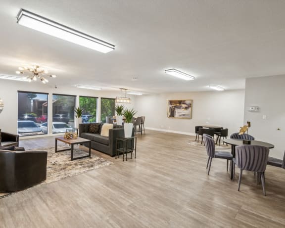 Photo Gallery Image