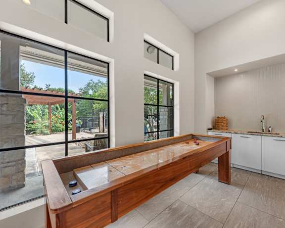 Photo Gallery Image