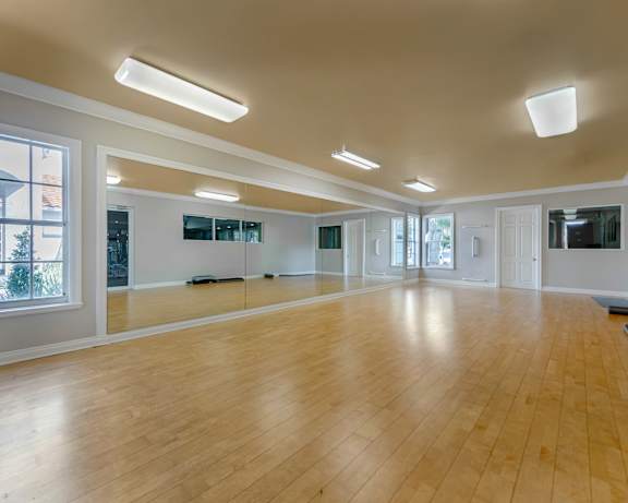 Photo Gallery Image